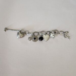 Unbranded Silvertone Adorable Chunky Charm Bracelet With 7 Charms